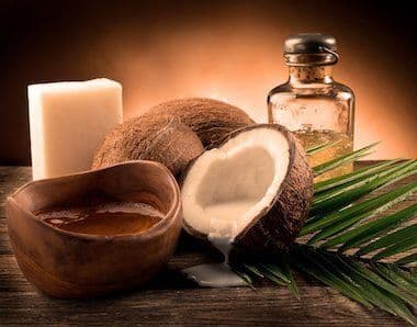 Masaje de aceite orgánico de coco